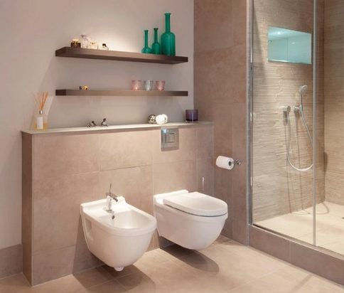 Bathroom with Classic Bidet